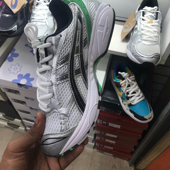 ASICS